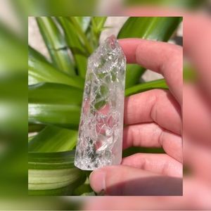 Crackle Quartz Tower ✨🧊